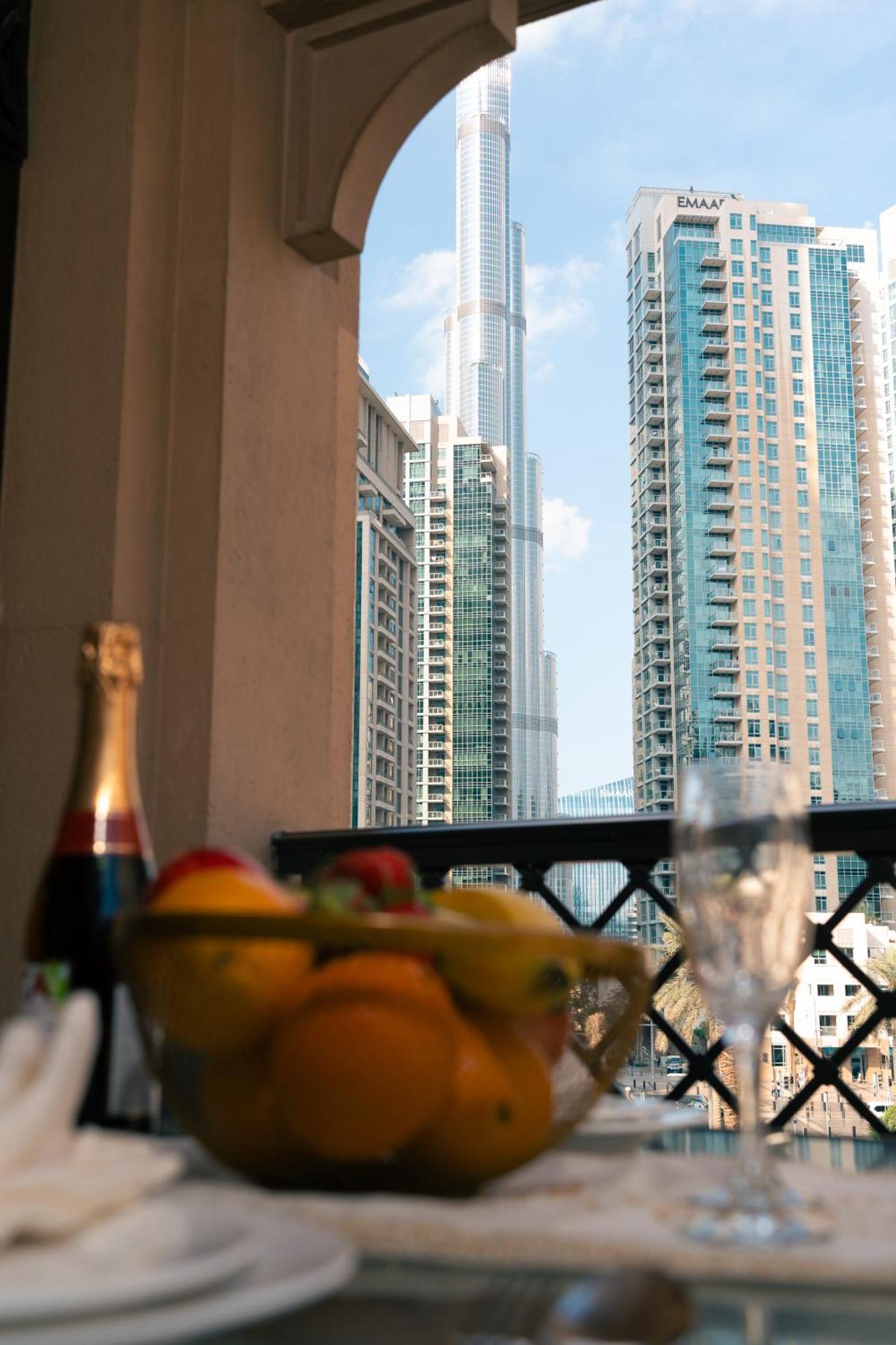 Burj Khalifa View - Zanzabeel Downtown Dubai - Free Parking *